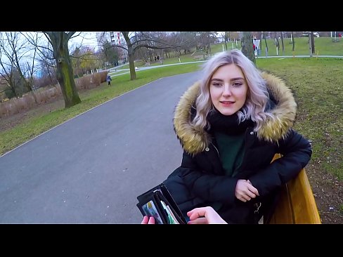❤️ Pogoltne tujčevo vročo spermo za denar - fafanje v parku Eva Elfie ❤️ Fuck video pri nas ❌️